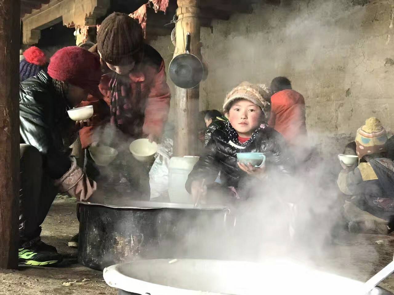 开云手机网页版登录入口-开云online(中国)公益回顾丨家国同欢月同圆 温暖满载甘孜州(图10)